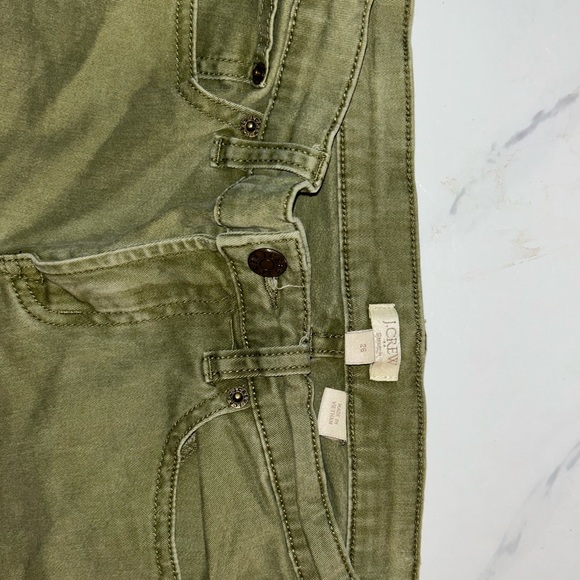 Women’s J Crew Stretch Jeans - Picture 4 of 4